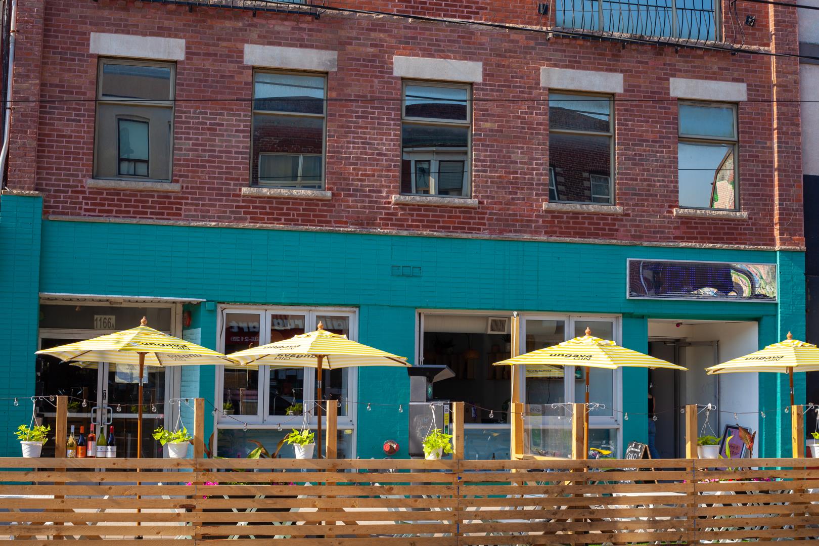 Grape Crush Toronto Restaurant Reservation, map and reviews Bookenda