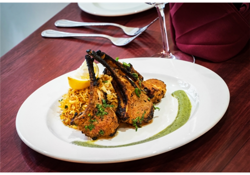 Select Restaurant - Edmonton's Best Multi-cuisine Restaurant Restaurant - Picture